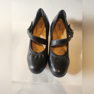 Clarks Mary Jane Heels